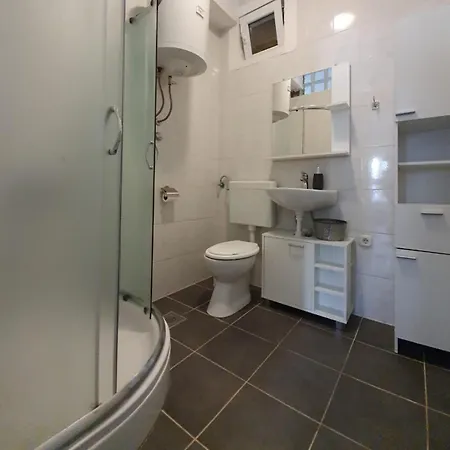 Kut Apartmán Vis